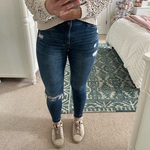 Abercrombie low rise skinny - 29 8r